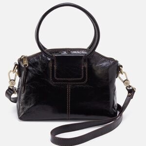 Hobo Sheila Top Zip Crossbody 💖